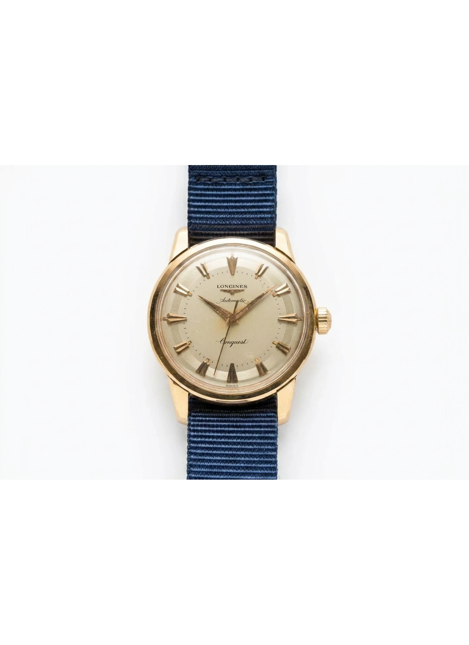 Longines Conquest 9001