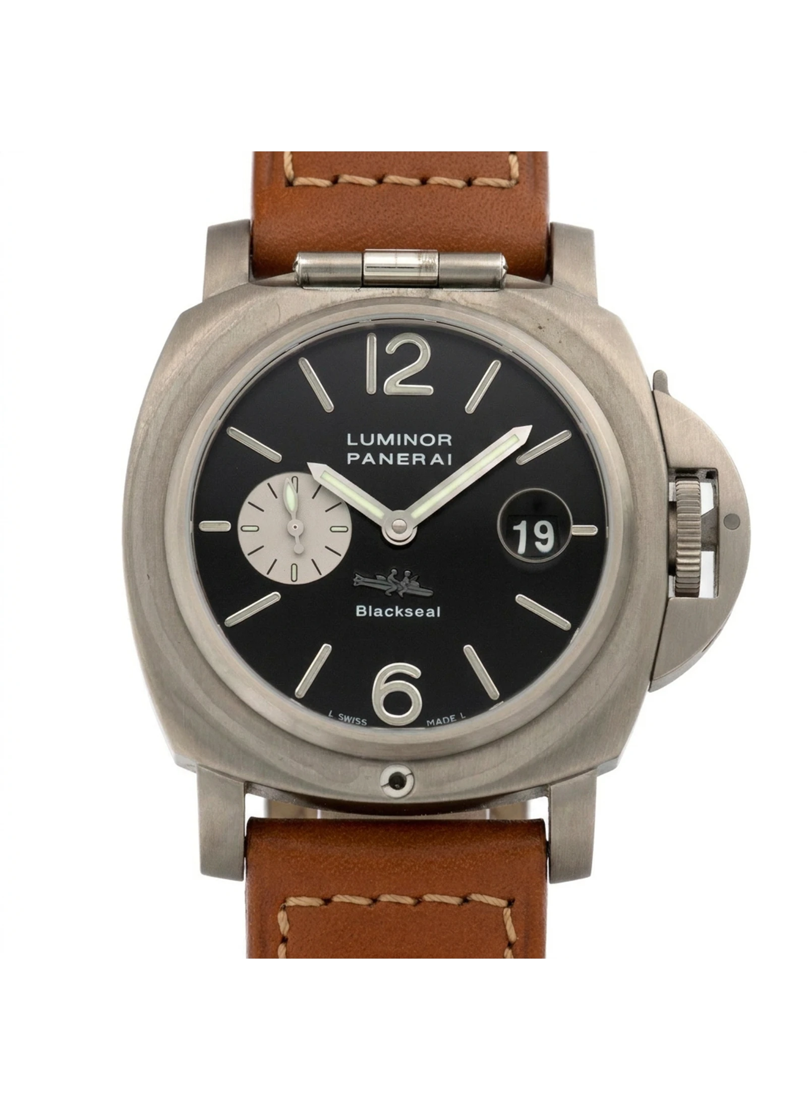 Panerai Luminor PAM76 Titanium 44mm watch