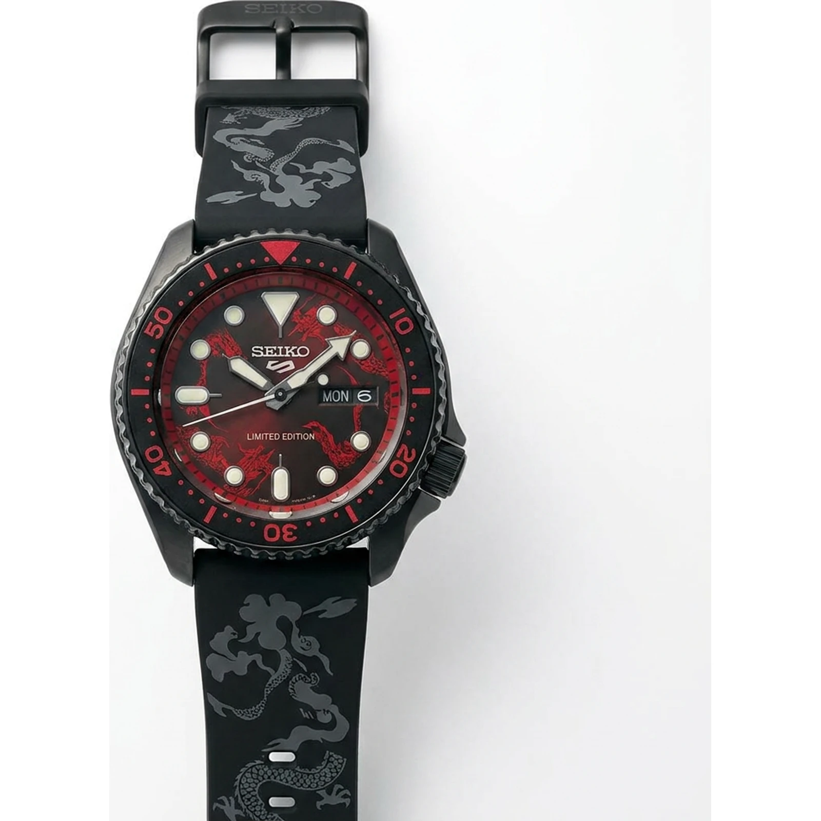 Seiko 5 Sports SBSA151
