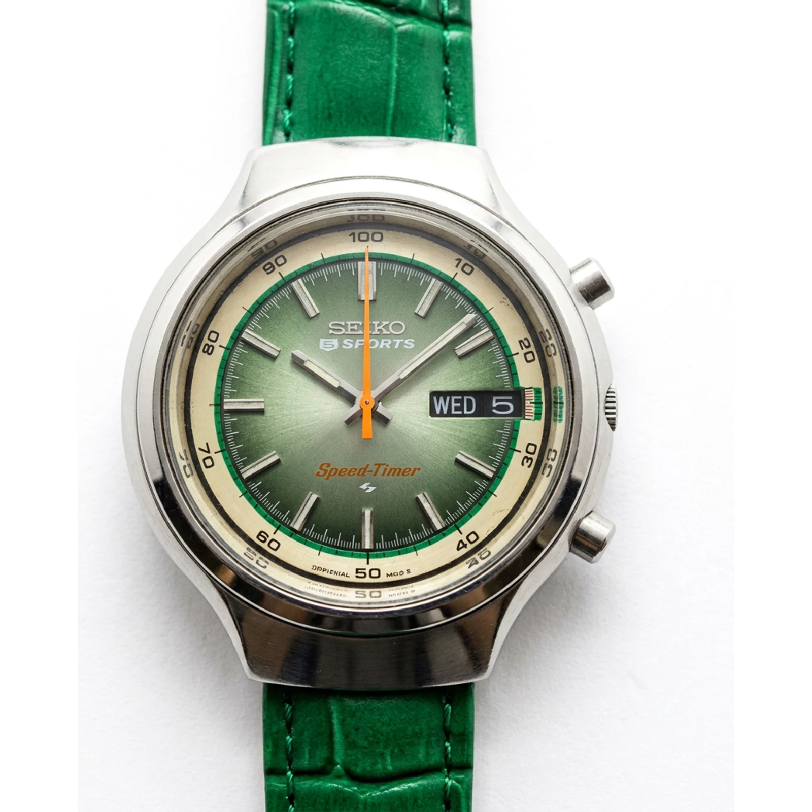 Seiko 5 Sports 7015-8000