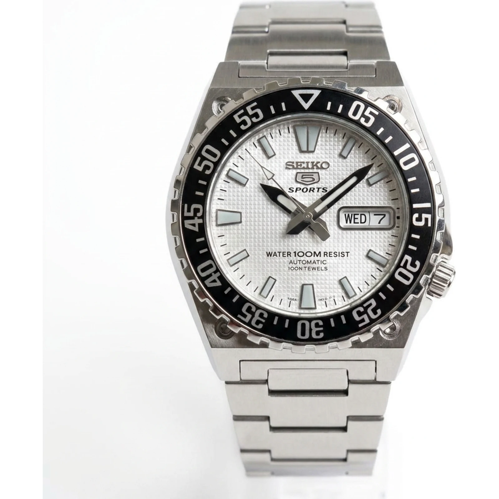 Seiko 5 Sports SNZD65K1
