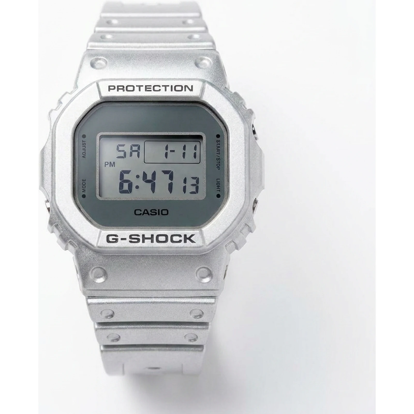 G-SHOCK DW-5600FF-8